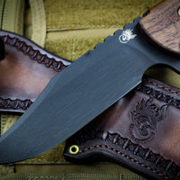 Hinderer Knives The Ranch Bowie Fixed Parkerized Black Blade Natural Walnut Handle