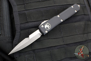 Microtech Ultratech Bayonet Edge Out the Front Knife