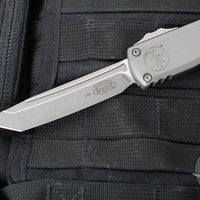 Microtech Ultratech ZBP Zero Blade Play OTF Knife- Tanto Edge- Natural Clear Handle- Apocalyptic Blade 1123-10 APNC