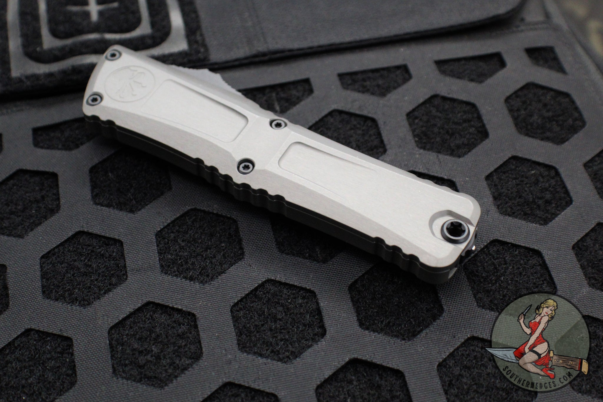 Microtech Combat Troodon Gen III OTF Knife- Single Edge- Natural Clear ...