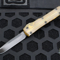 Microtech Ultratech OTF Knife- Single Edge- Ultem Clear Top And Black Bottom Handle- Black DLC Magnacut Blade 121-1 DLCTULS