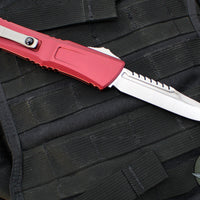 Microtech Combat Troodon Gen III OTF Knife- Interceptor Edge- Merlot Red Handle- Stonewash Blade 1217-10 MRS Gen III