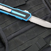 Microtech Scarab II- Single Edge- Blue Handle- Apocalyptic Part Serrated Blade 1278-11 APBL