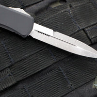 Microtech Hera II OTF Knife- MINI- Bayonet Edge- Black Handle- Apocalyptic Blade 1701M-10 AP