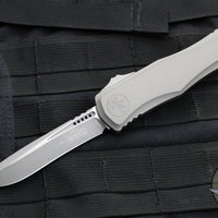 Microtech Hera II XL OTF Knife- Recurve Edge- Natural Clear Finished Handle- Apocalyptic Blade 1705-10 APNC