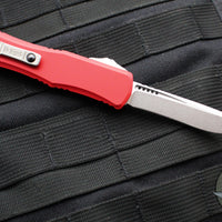 Microtech Hera II OTF Knife- MINI- Recurve Edge- Red Handle- Stonewash Blade 1705M-10 RD