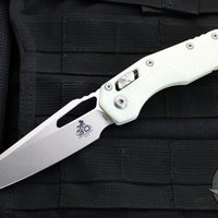 Microtech Knives- M.S.I. Ram-Lok Folder- 30TH ANNIVERSARY- White Tri-Grip Injection Molded Handle- Stonewash Plain Edge Blade 210T-10 PMWH30