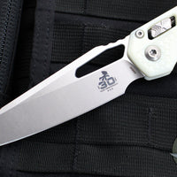 Microtech Knives- M.S.I. Ram-Lok Folder- 30TH ANNIVERSARY- White Tri-Grip Injection Molded Handle- Stonewash Plain Edge Blade 210T-10 PMWH30