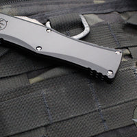 Microtech Hera OTF Knife- Shadow- Double Edge- Black With Black DLC Blade AND HW 702-1 DLCTSH