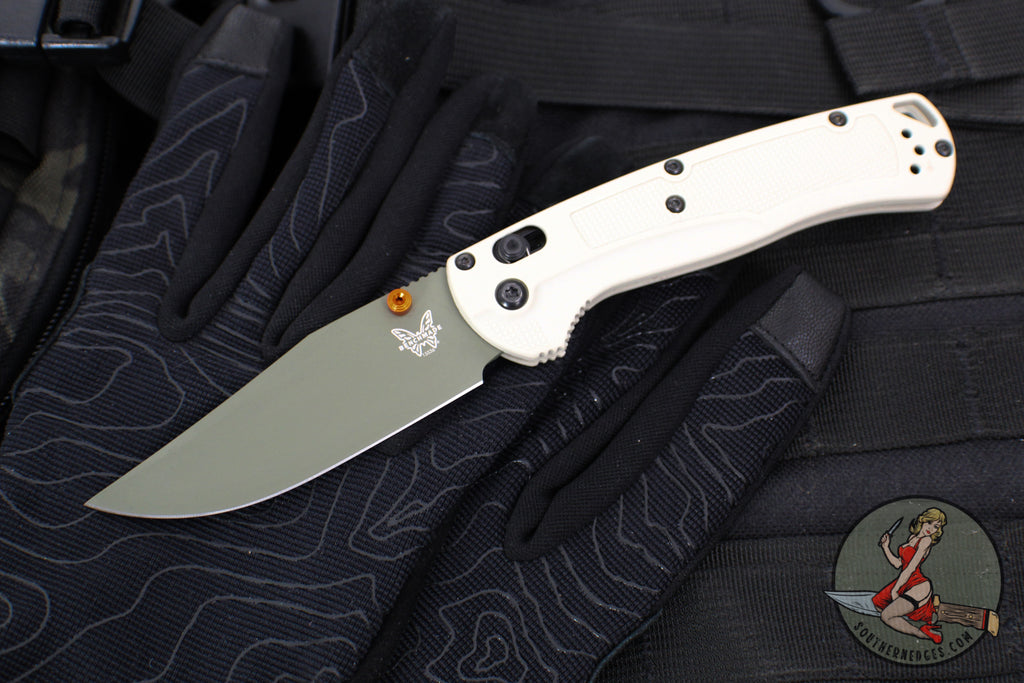Benchmade Taggedout- Tan Grivory Handle- Green Cerakoted Elmax Steel Blade 15536GN-01