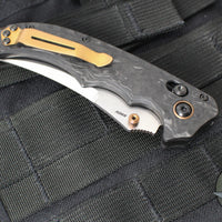 Benchmade Mini Bedlam- Axis Lock Folder- Marbled Carbon Fiber Handle- Stonewash Finished CPM S90V Plain Edge Blade 865-02