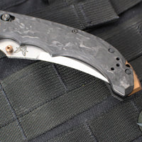 Benchmade Mini Bedlam- Axis Lock Folder- Marbled Carbon Fiber Handle- Stonewash Finished CPM S90V Plain Edge Blade 865-02