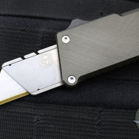 Chaves Knives C.H.U.B. OTF Knife - Crosshatch Pattern Green Handle