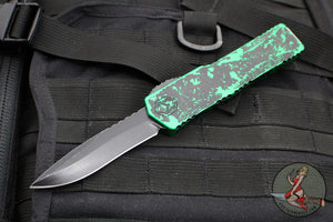 Heretic Colossus OTF Auto- Recurve Edge- USN SHow 2023- Breakthrough Green Handle- Battle Black Plain Edge