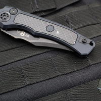 Heretic Wraith Auto V4 - Bowie Edge- Black Handle- Glo Carbon Fiber Inlay- Black DLC Blade- Tritium Button Inlay H002-6A-GLO/CF