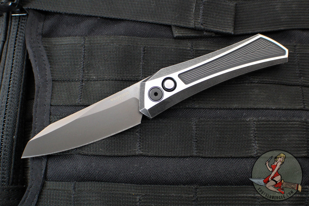Protech Custom Oligarch Out The Side (OTS) Auto Knife - BLADE SHOW 2025- Blackwash/Satin Flat DLC Two-Tone Stainless Handle With Weave Texture- Smokey Grey DLC Magnacut Blade- Black Lip Pearl Button 2025 Oligarch Custom 003