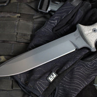 Chris Reeve Green Beret Fixed Blade- Black Canvas Micarta Handle- Black Plain Edge Magnacut Steel Blade- Tan Sheath GB7-1005