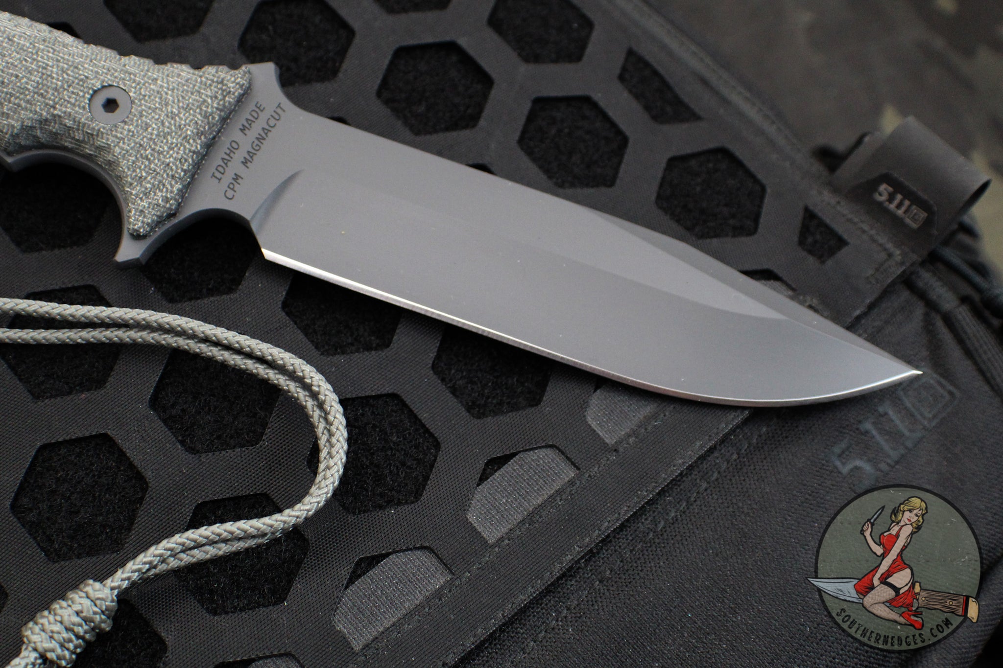Chris Reeve Pacific Fixed Blade-Black Canvas Micarta with Black Plain ...