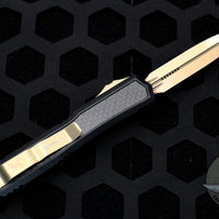 Microtech Makora- Double Edge- Black Handle With Carbon Fiber Inlay- Bronzed Plain Edge 206-13 CFIS