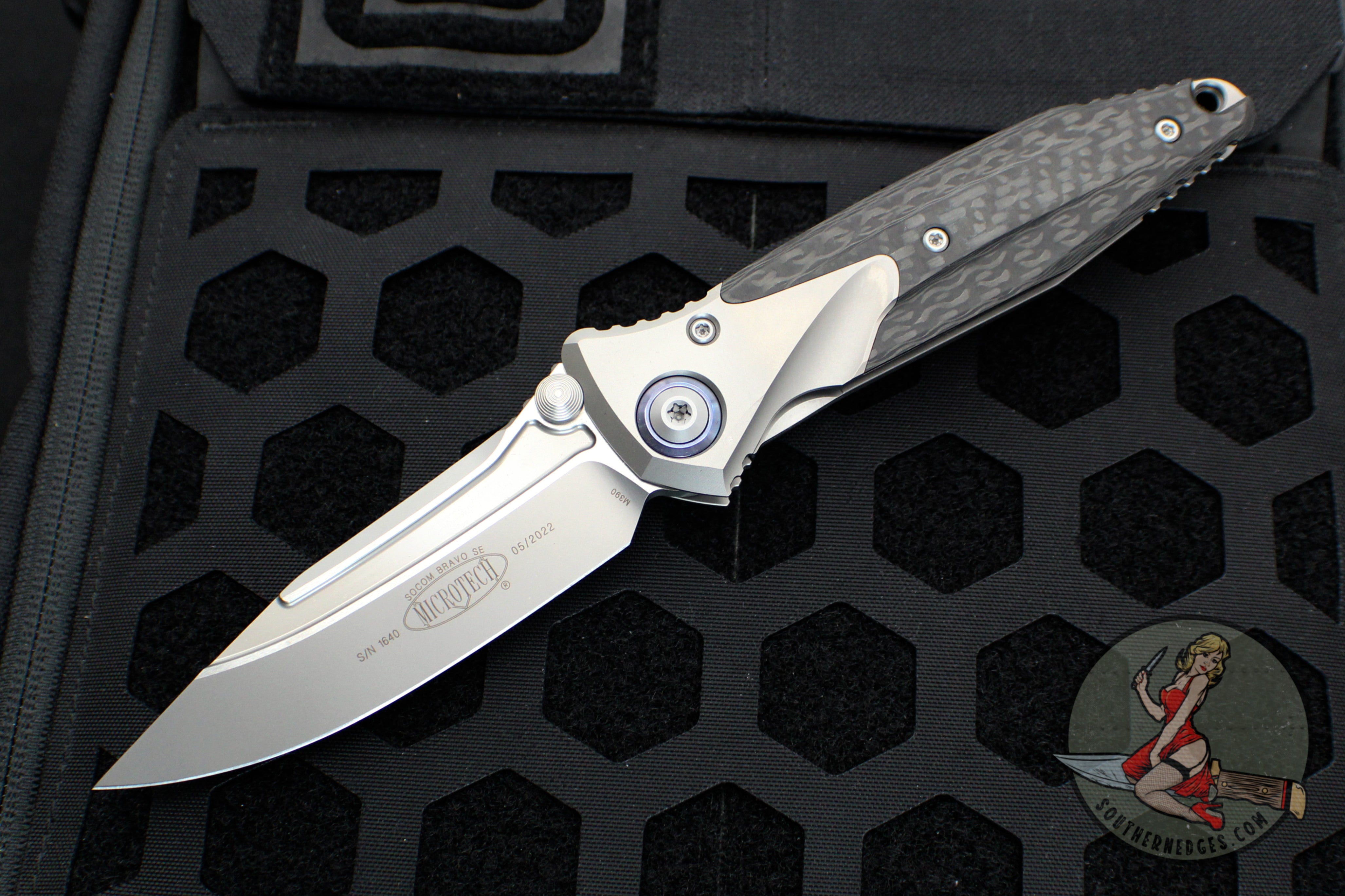 Microtech Socom Bravo- Single Edge- Bead Blast Finish Microtech Socom Bravo- Single Edge- Bead Blast Finish