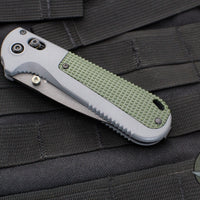 Benchmade Redoubt- Drop Point- Gray Grivory Scales- Black Plain Edge Blade 430BK