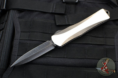 Heretic Custom Manticore-X OTF Auto Stainless Steel Chassis Double Edge Vegas Forge DLC Finished Damascus Blade with CF Button
