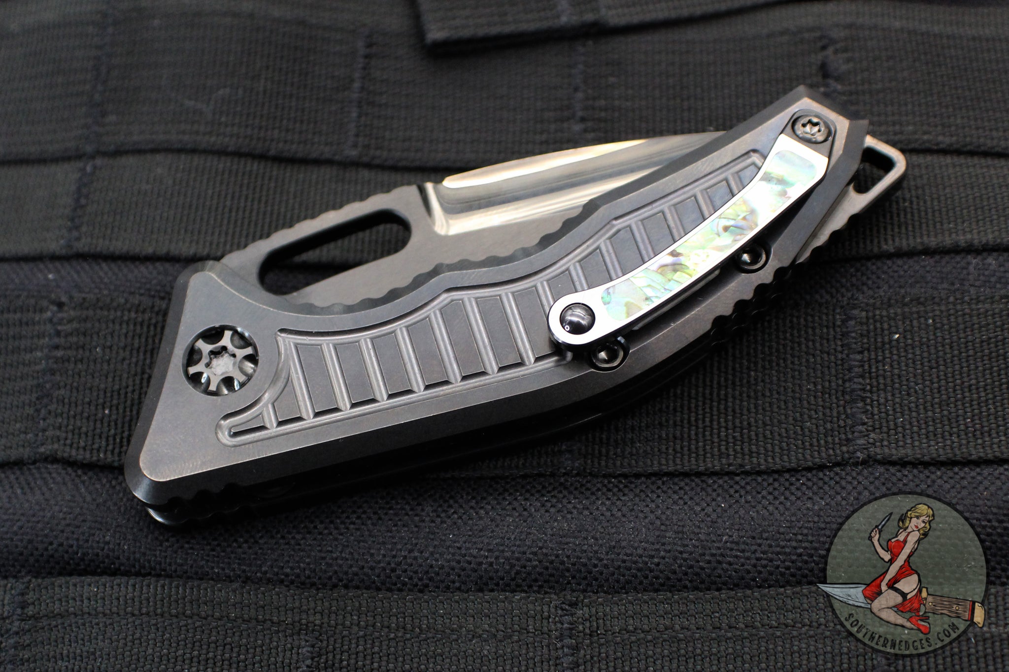 Heretic Knives Custom Medusa OTS Auto- Tanto Edge- DLC Titanium Handle ...