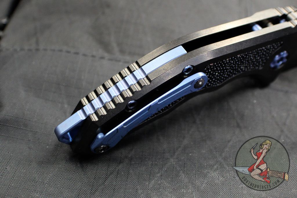 DLC | Handles Titanium Auto In with Medusa Skin Edges Heretic Knives Knife Southern Ray
