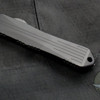 Heretic Manticore-E OTF Auto Recurve Edge Tactical Black Handle With Black Blade H029-4A-T