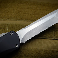 Heretic Manticore-X OTF Auto Black Tanto Edge With Stonewash Full Serrated Blade H031-2C