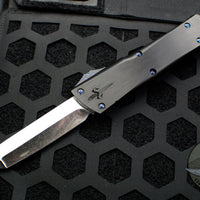Marfione Custom Combat Troodon Tanto Edge Star Grind OTF Two-Tone Stonewash Blade Blue Ringed HW 342-MCK TESG TTSWBL